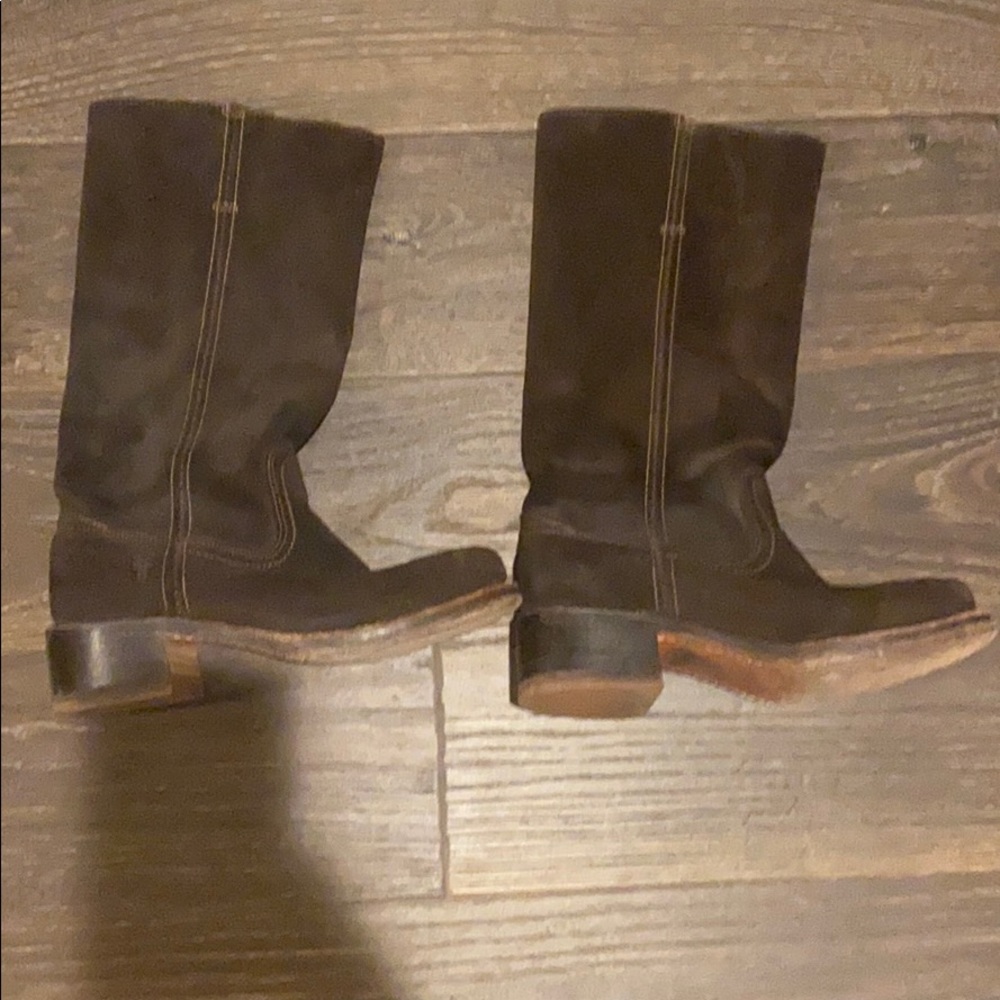 Frye Women’s suede Rancher boots. Size 7/12
